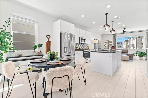 612 Prickly Pear Way, Rancho Mission Viejo, CA 92694