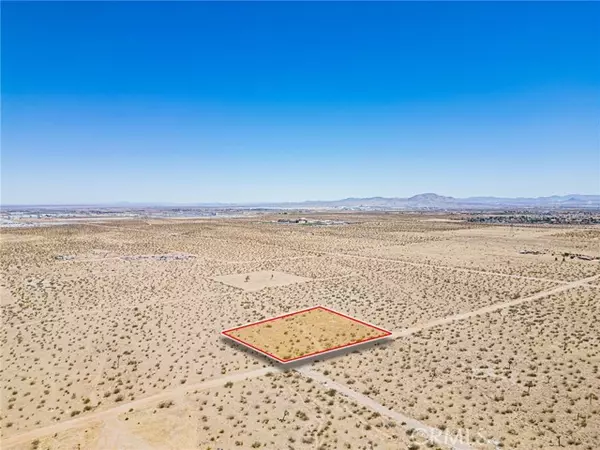 9500 Villa Street, Adelanto, CA 92301