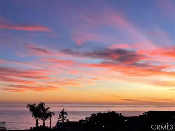 320 Ashton Drive, Laguna Beach, CA 92651