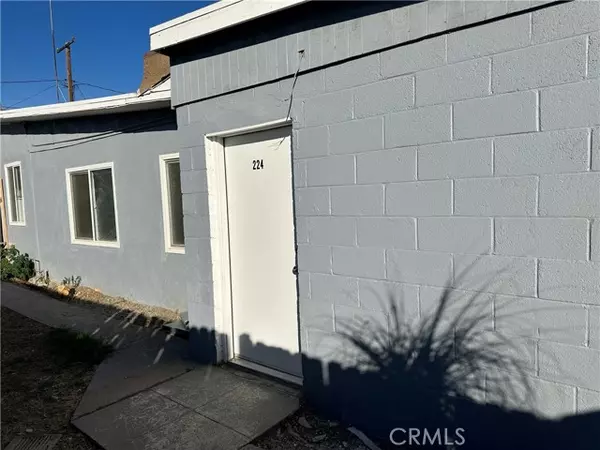 224 W O St, Colton, CA 92324