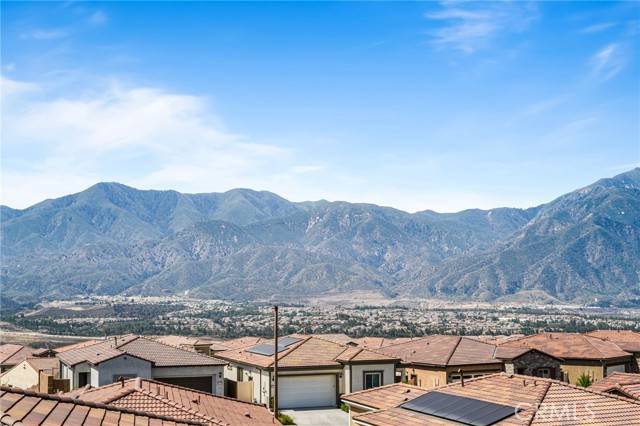 Corona, CA 92883,11967 Greenpeak Street