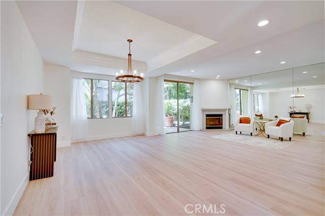 Newport Beach, CA 92660,417 Bay Hill Drive