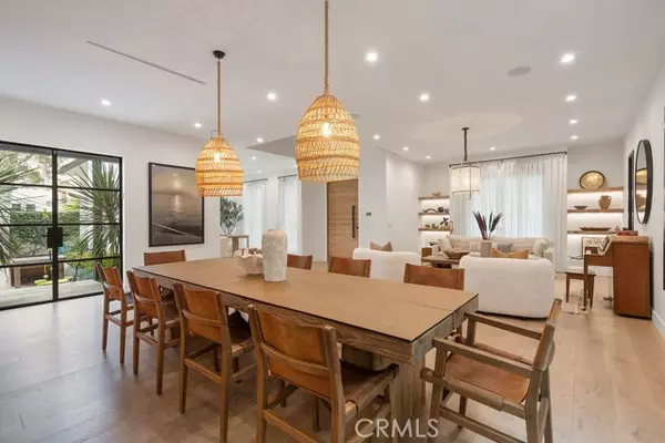 Newport Beach, CA 92660,10 Seabluff