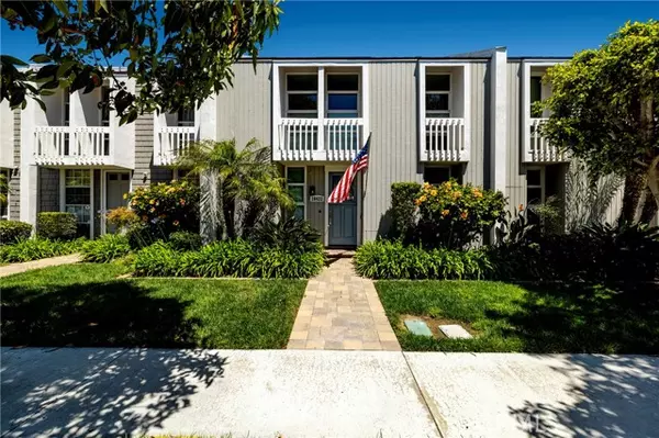 16422 Harbour Lane, Huntington Beach, CA 92649