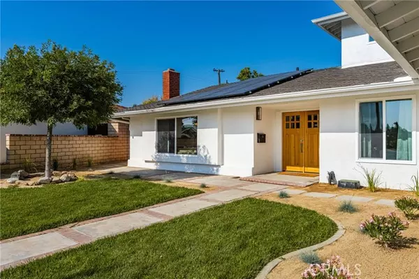 Yorba Linda, CA 92886,5662 Trail View Place