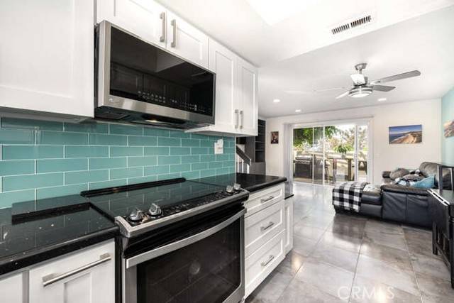 Mission Viejo, CA 92691,23391 La Crescenta