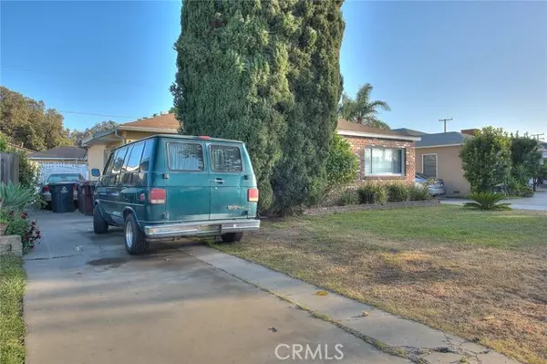 Santa Ana, CA 92703,1334 West 11th Street