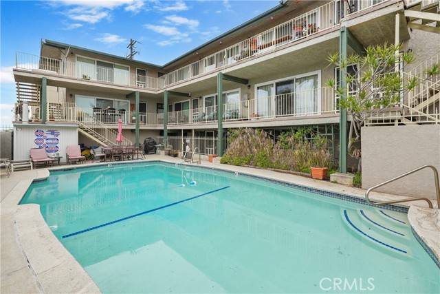 201 Ocean Avenue, Seal Beach, CA 90740
