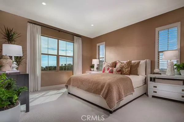 Irvine, CA 92618,110 Rimstone