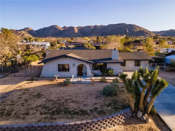 Joshua Tree, CA 92252,60467 Natoma Trail