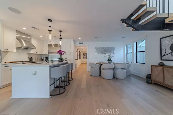 Corona Del Mar, CA 92625,603 Acacia Avenue