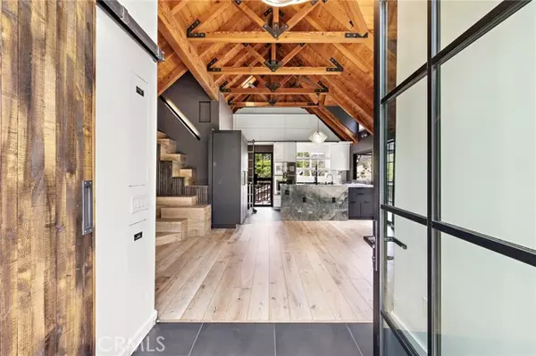 Laguna Beach, CA 92651,537 Canyon Acres Drive