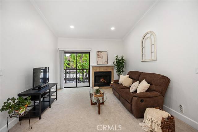 Laguna Hills, CA 92653,25621 Indian Hill Lane