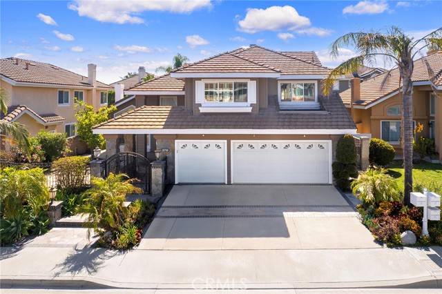 2712 North Roxbury Street, Orange, CA 92867