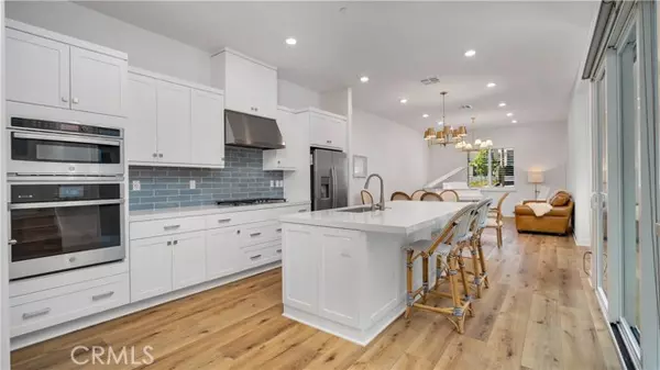 106 Culture, Irvine, CA 92618