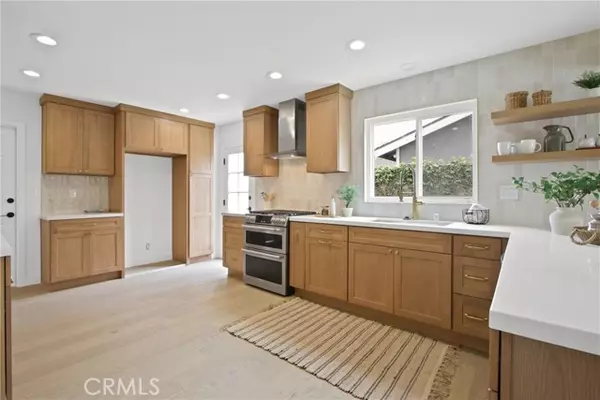 Seal Beach, CA 90740,4664 Fir Avenue