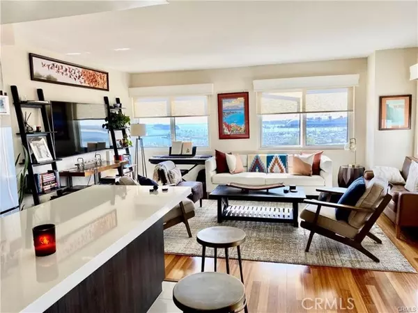 525 East Seaside Way, Long Beach, CA 90802