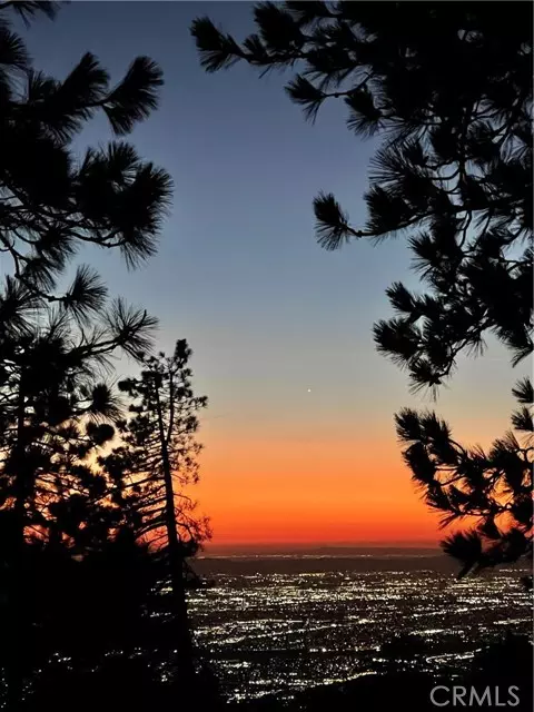 Running Springs, CA 92382,1 Fredalba Road