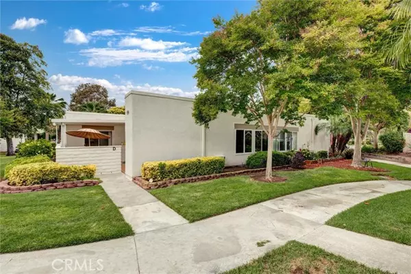 Laguna Woods, CA 92637,2160 Via Mariposa E