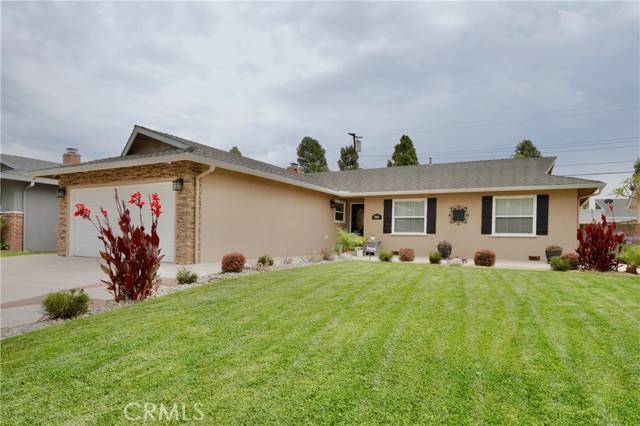 7642 Rhone Lane, Huntington Beach, CA 92647