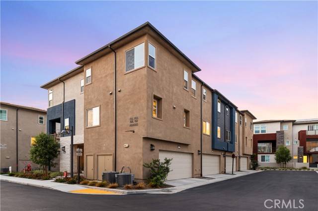 Irvine, CA 92618,150 Abacus