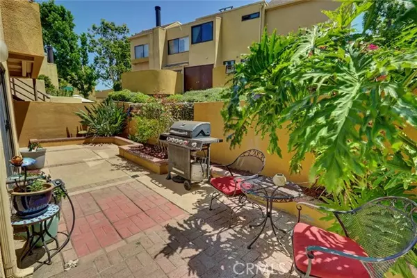 25712 Le Parc, Lake Forest, CA 92630