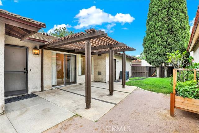 Irvine, CA 92618,134 Orchard