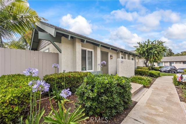 22972 Caminito Linda, Laguna Hills, CA 92653