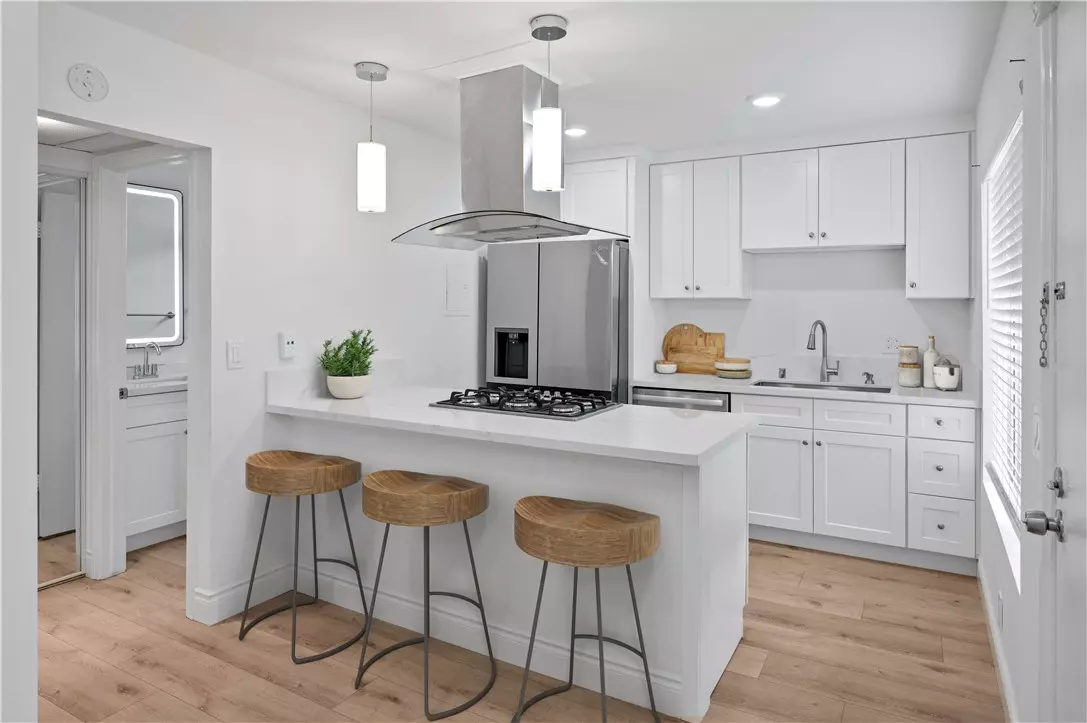 Santa Ana, CA 92701,1422 Cabrillo Park Drive