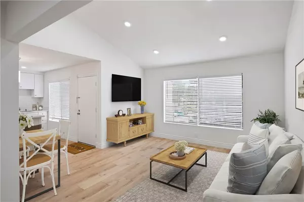 Santa Ana, CA 92701,1422 Cabrillo Park Drive