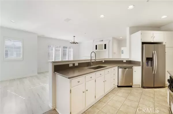 Irvine, CA 92620,971 Somerville