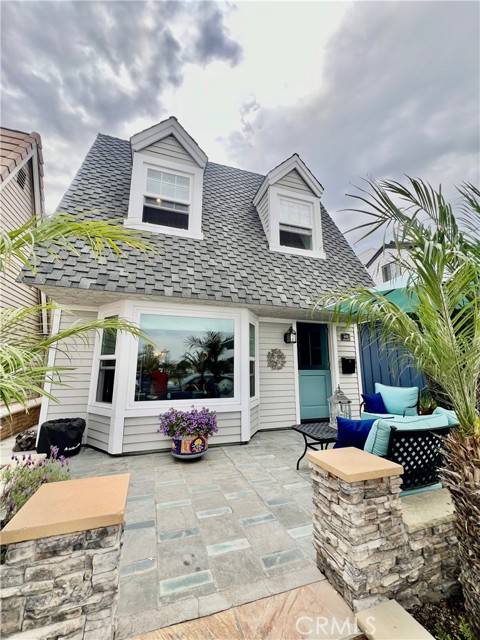 419 18th Street, Huntington Beach, CA 92648