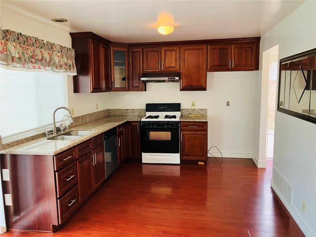 Santa Ana, CA 92704,3205 South Townsend Street