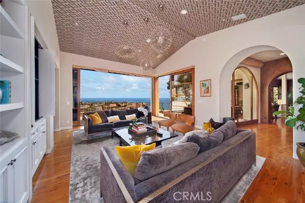 Laguna Beach, CA 92651,1131 Emerald Bay