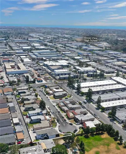 Huntington Beach, CA 92647,17372 Dairyview Circle