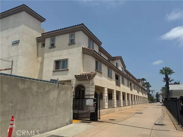 Fountain Valley, CA 92708,17168 Newhope Street