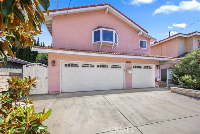 7842 Cypress Drive, Huntington Beach, CA 92647