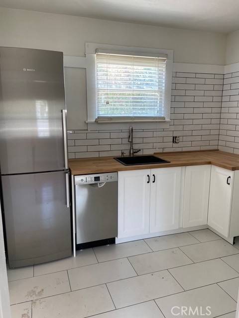 128 West Brookdale Place, Fullerton, CA 92832