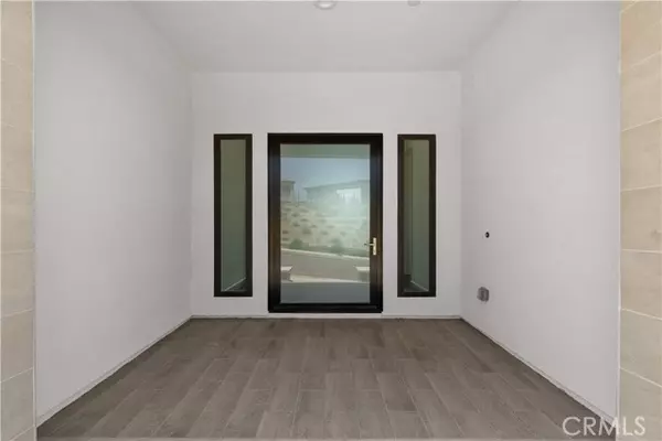 Porter Ranch, CA 91326,20414 Marlow