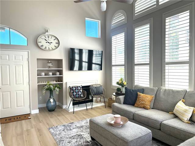 Rancho Santa Margarita, CA 92688,36 Tierra Seguro