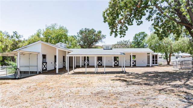 Orange, CA 92869,10911 Meads