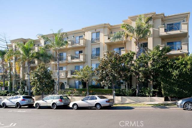 Los Angeles, CA 90025,1417 South Westgate Avenue
