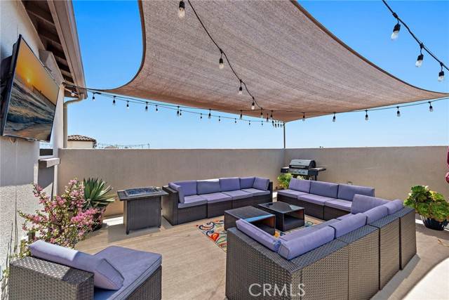 527 South Motif Street, Anaheim, CA 92805