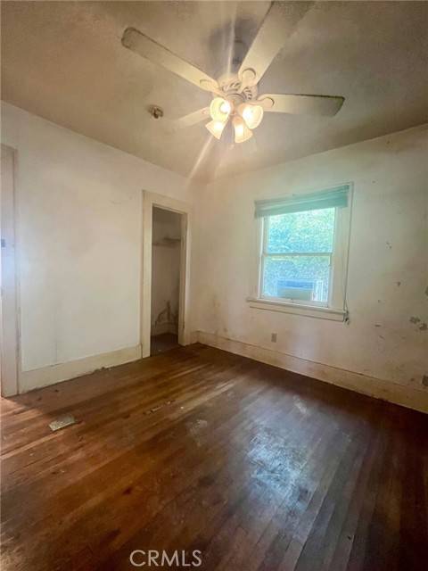 Santa Ana, CA 92707,1901 South Broadway