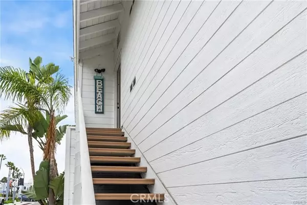 Newport Beach, CA 92663,410 Clubhouse Avenue
