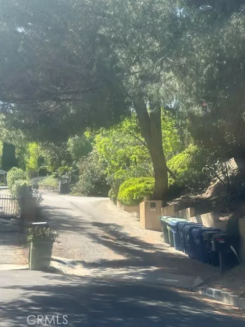 Tarzana, CA 91356,4551 Lindley Ave
