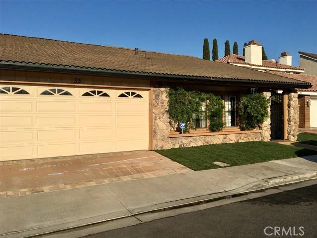 33 Sandpiper, Irvine, CA 92604