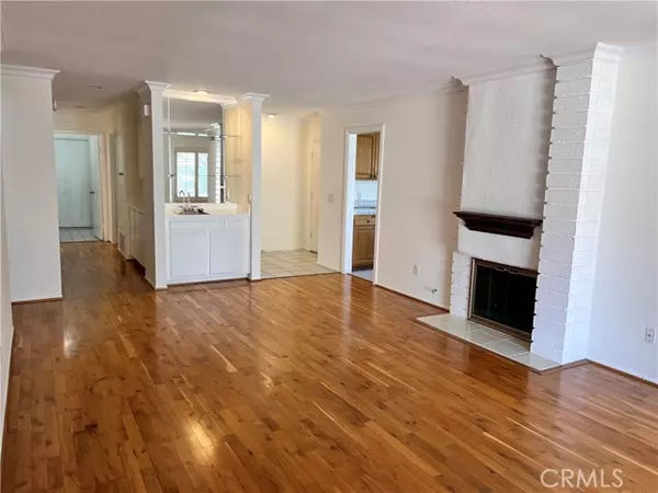 Irvine, CA 92612,1 Forest