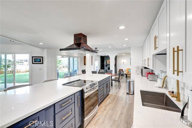 29795 Eagle Point Drive, Canyon Lake, CA 92587