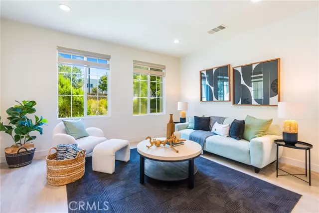 Irvine, CA 92618,747 Beacon